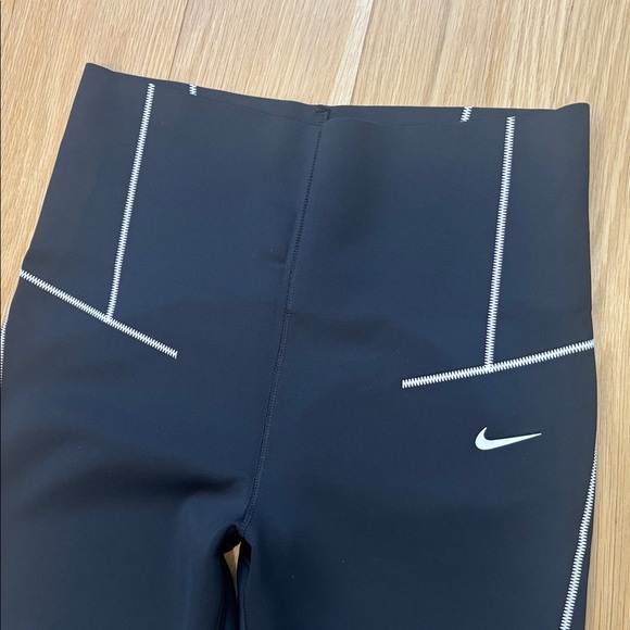 Nike x Soul Cycle Black Leggings - Picture 4 of 6